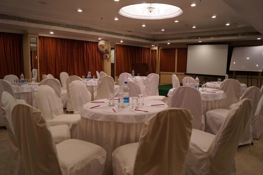 Royal Fort Hotel Βιζαχαπατνάμ Εξωτερικό φωτογραφία